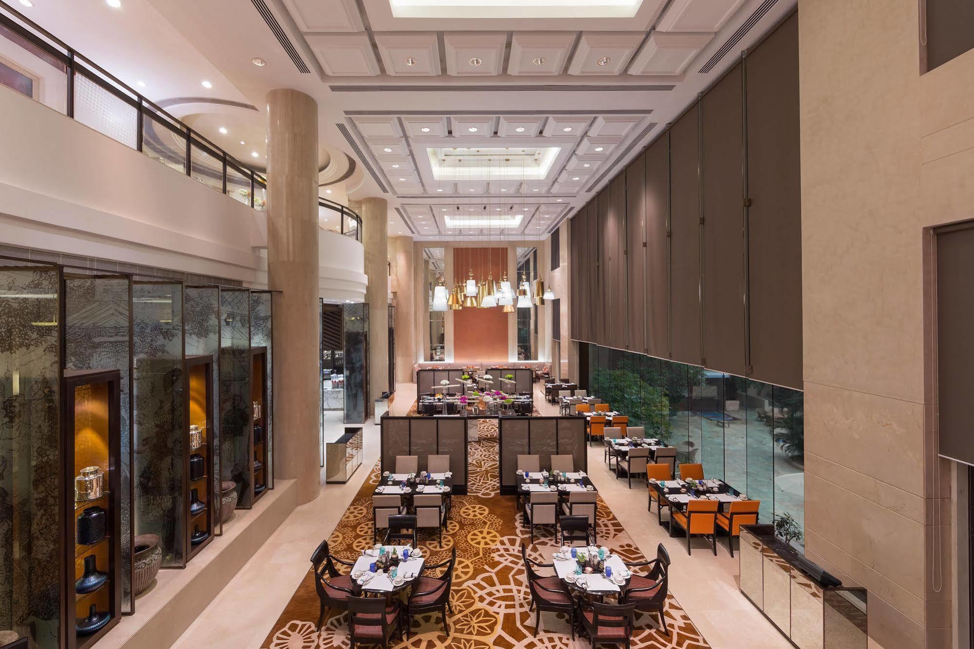 Sheraton New Delhi Hotel Luaran gambar